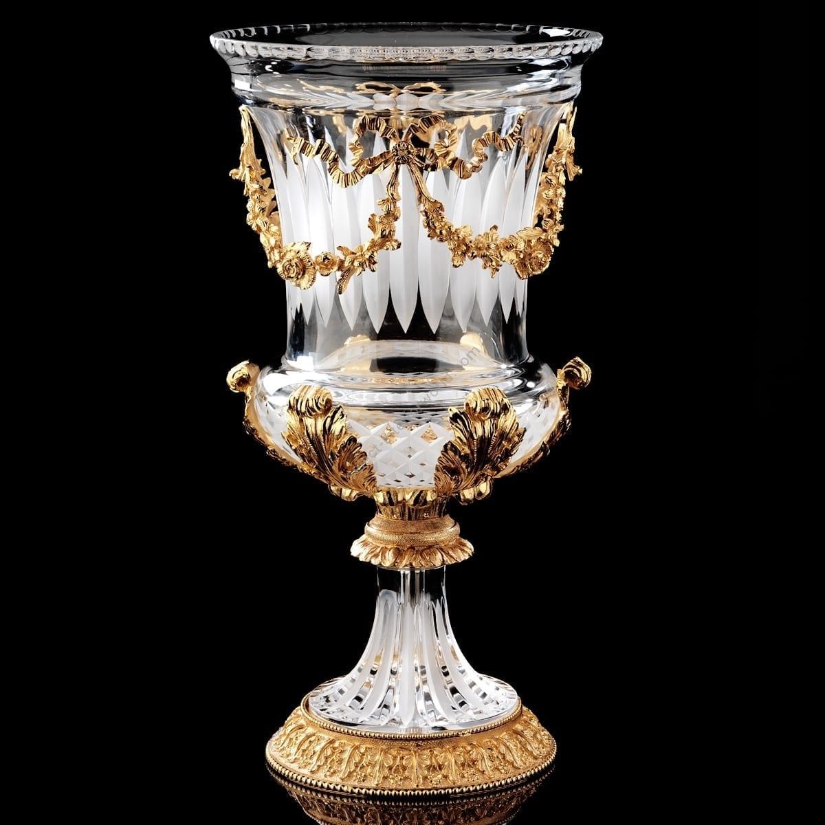 Badari / Decorative Vases / Ferdinand V1-535/06/TR