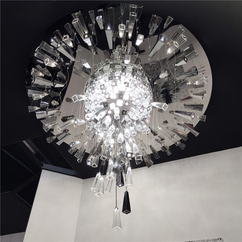 Patrizia Volpato / Chandeliers / Super Nova Handcrafted Murano Glass
