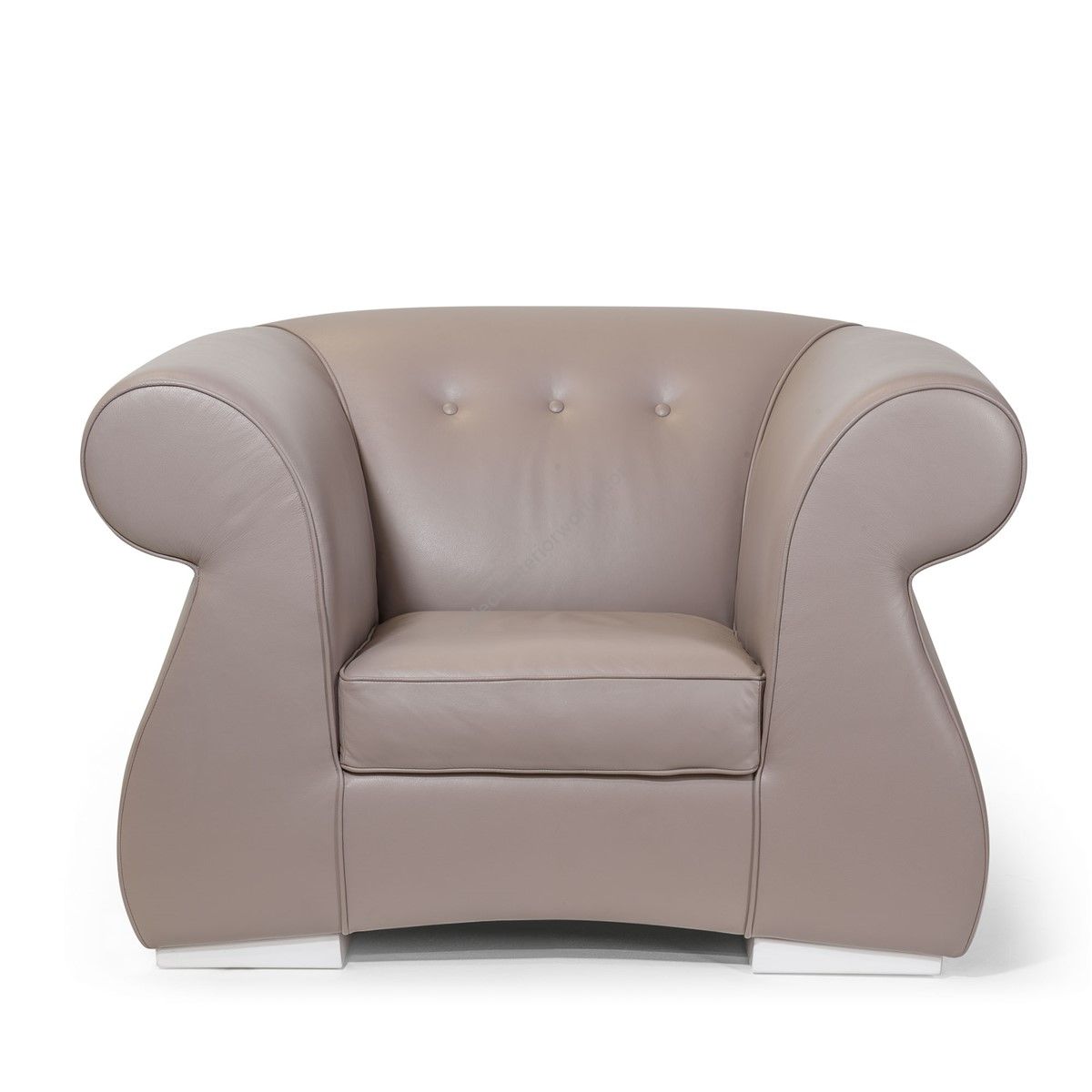 Corte Zari / Armchairs / Odra