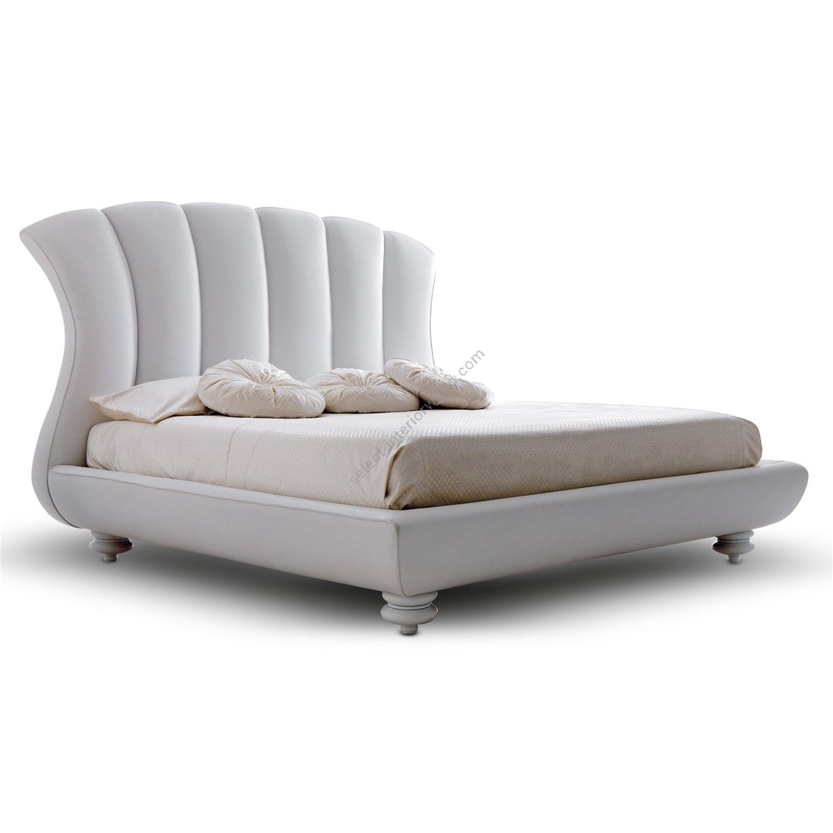 Corte Zari / Panel Beds / Leon