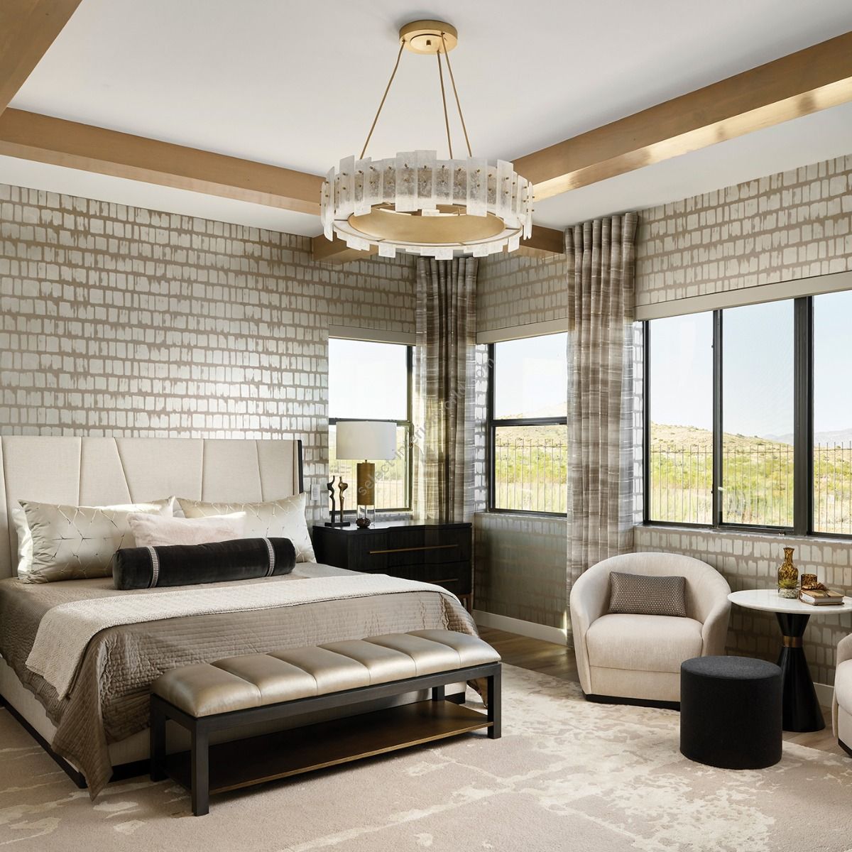 Fine Art Handcrafted Lighting / Pendant Lights / Lunea 33″ Round 910340