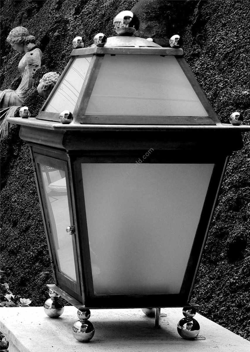 Officina Ciani / Outdoor Pedestal Lights / Glasses GL3008FL-1 Scala