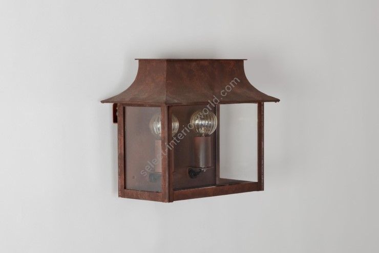 LumArt / Outdoor Wall Lights / Petite Ourse M 240-2