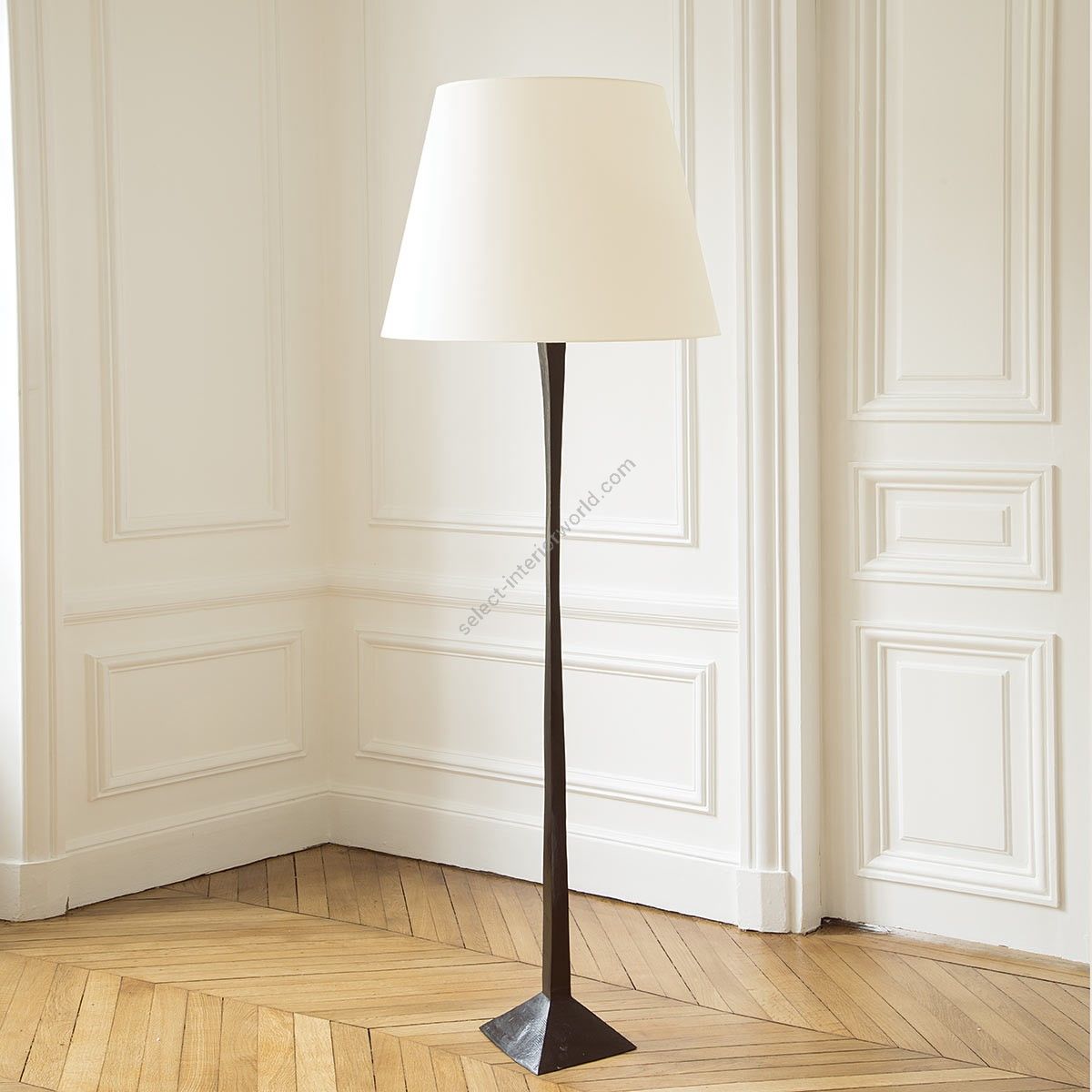 Objet Insolite / Bronze floor lamp / Lampadaire Ines