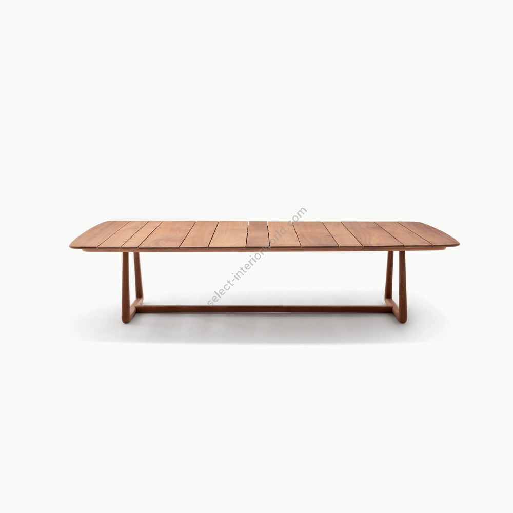 Exteta / Dining Tables / Lpidc14 Wooden