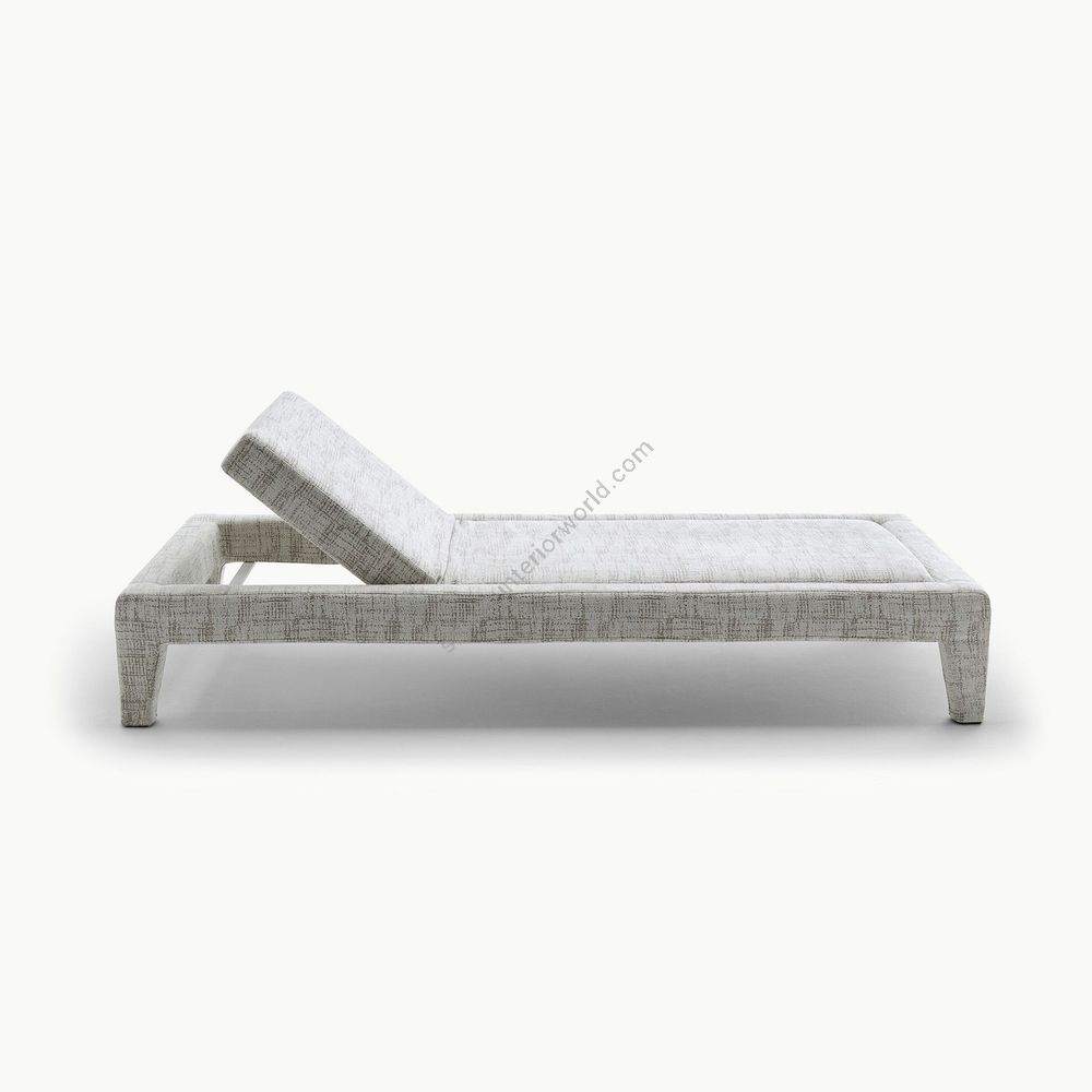 Exteta / Chaise Longues / Moonlight Soft