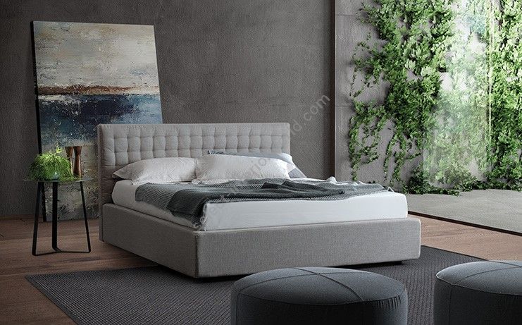 Barzaghi Salotti / Beds / Soft quilt