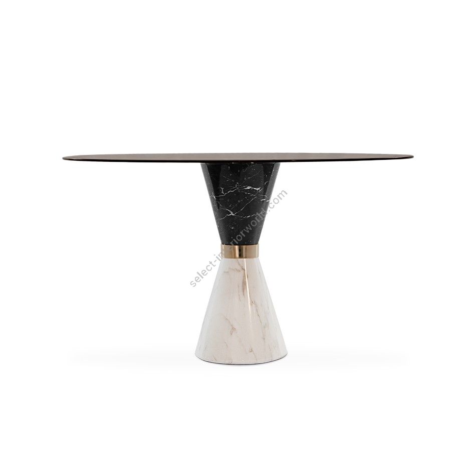 Essential Home / Dining table / Vinicius