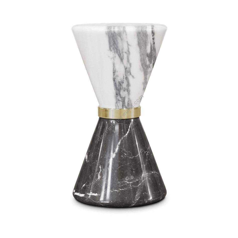 Essential Home / Side table / Vinicius