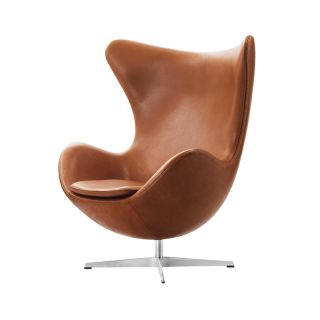 Fritz Hansen / Egg Lounge Chair by Arne Jacobsen Leather Elegance - Grace Walnut / Showroom sample