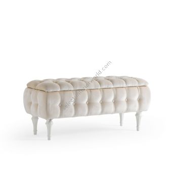 Corte Zari / Benches & Ottomans / Camelot