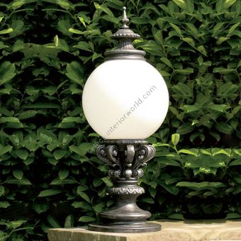 Robers / Outdoor Pedestal Lamp / AL 6664