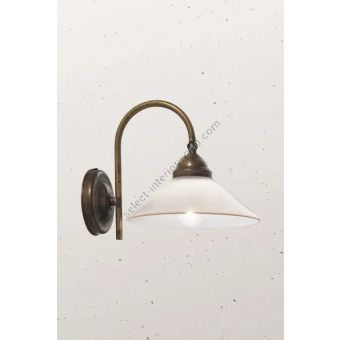Il Fanale / Wall Lights / Country 081.19.OV