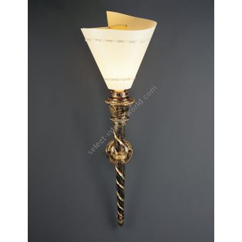 Officina Ciani / Wall Sconces / Iron with Lampshade Hl1096WA-1 Torcia