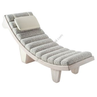 Adriana Hoyos / Chaise Lounges / Lua 900