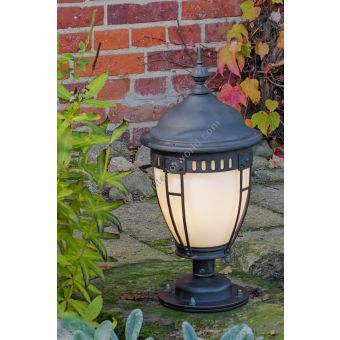 Robers / Outdoor Pedestal Lights / AL6985