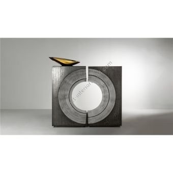 Laurameroni / Consoles & Desks / Tube