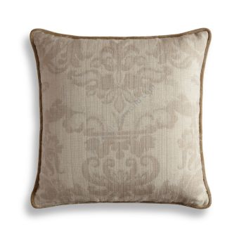 Beaumont & Fletcher / Pillows / Wicklow Oatmeal Cushion