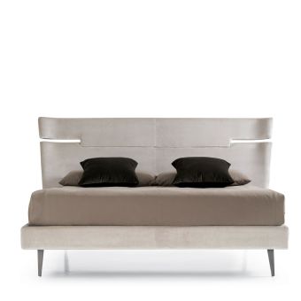 Corte Zari / Panel Beds / Zeno