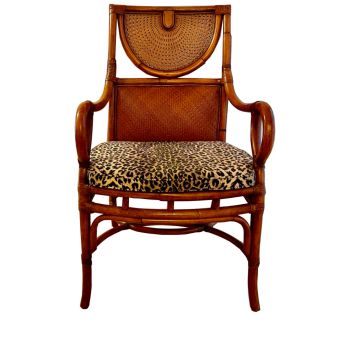 Domicil / Armchairs / Armchairs with arms made in Italy / In Stock