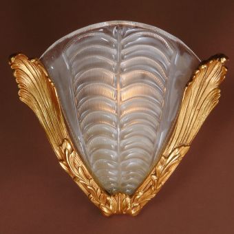 Mariner / Wall Sconces / Casted Bronze & Venetian glass 19496