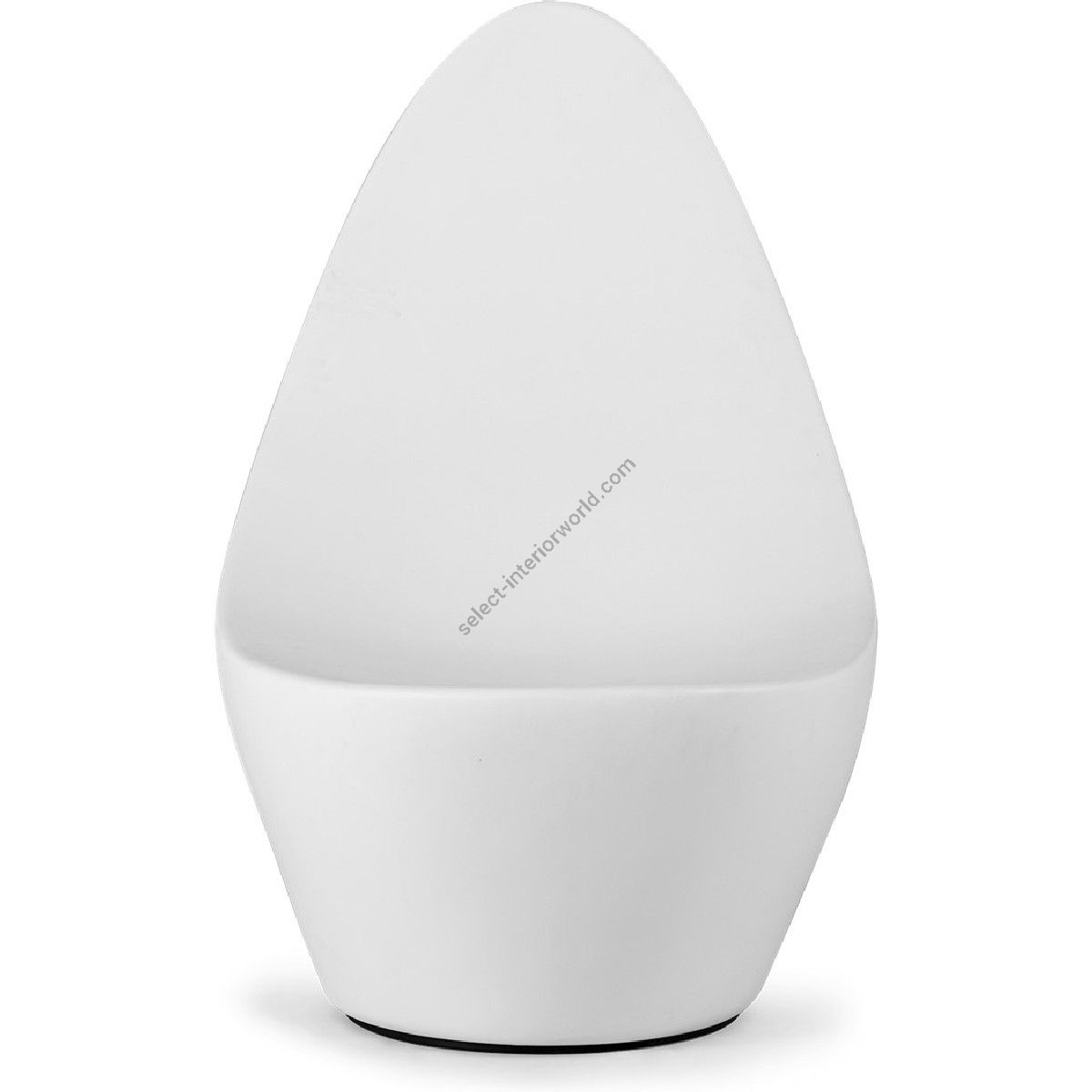 Christopher Guy / Armchais / Eero 60-0751