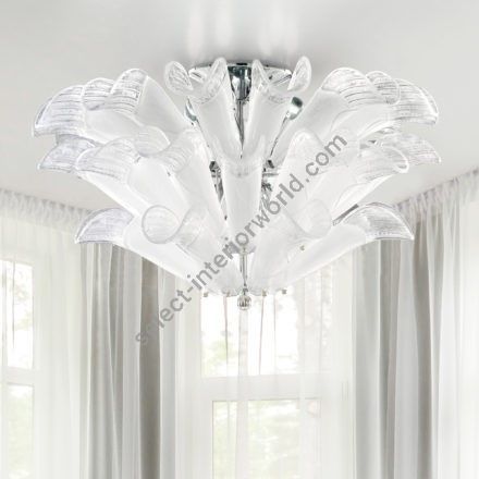 Patrizia Volpato / Chandeliers / Petali Handcrafted Murano Glass 24 Karat Gold