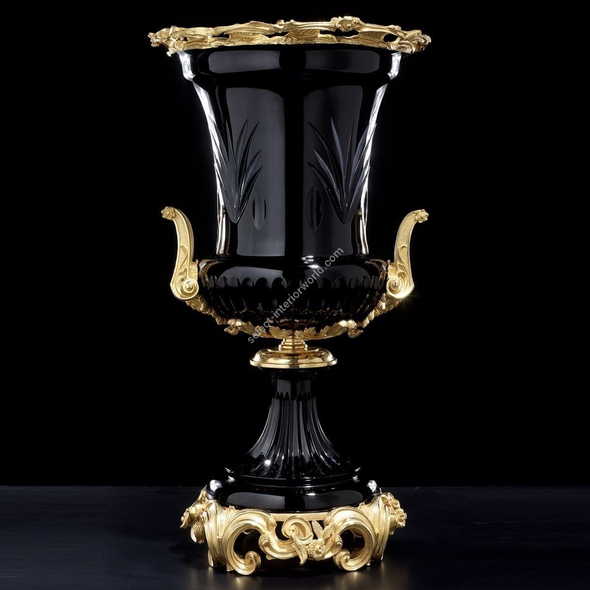 Badari / Decorative Vases / Savoia V1-531/05/NN