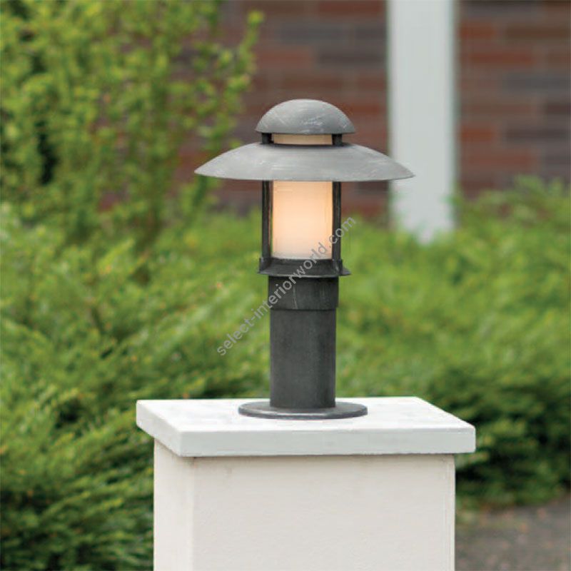 Robers / Outdoor Pedestal Lamp / AL 6523
