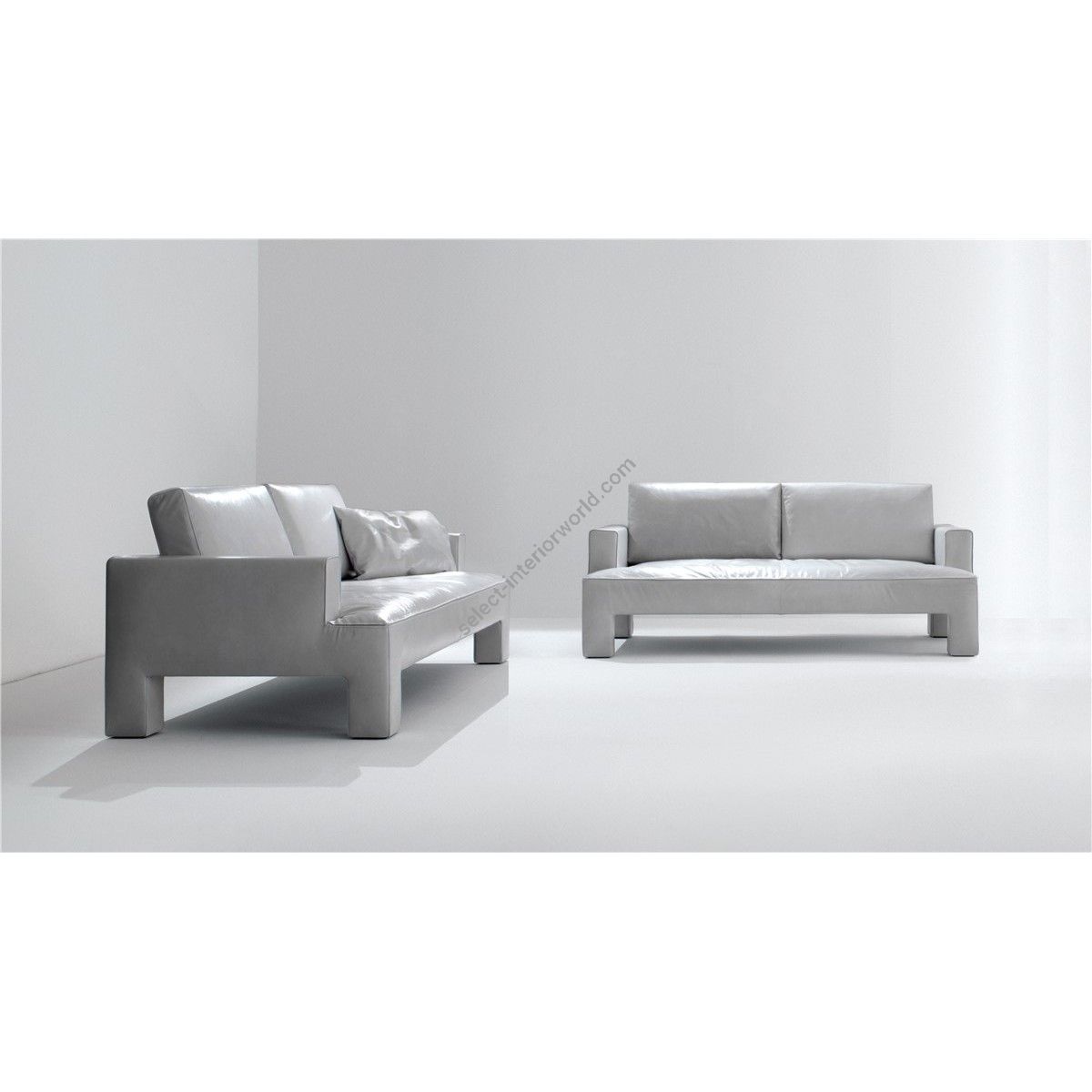 Laurameroni / Ottomans & Armchairs / Alto Piano