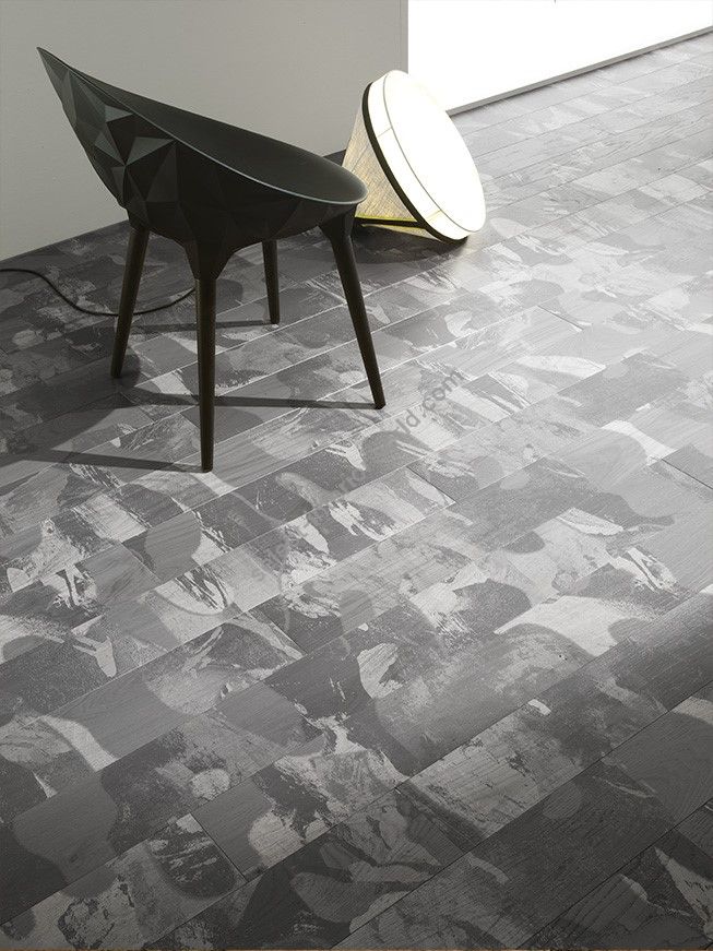 Berti / Diesel Living With Berti / Grey parquet Ice Camo