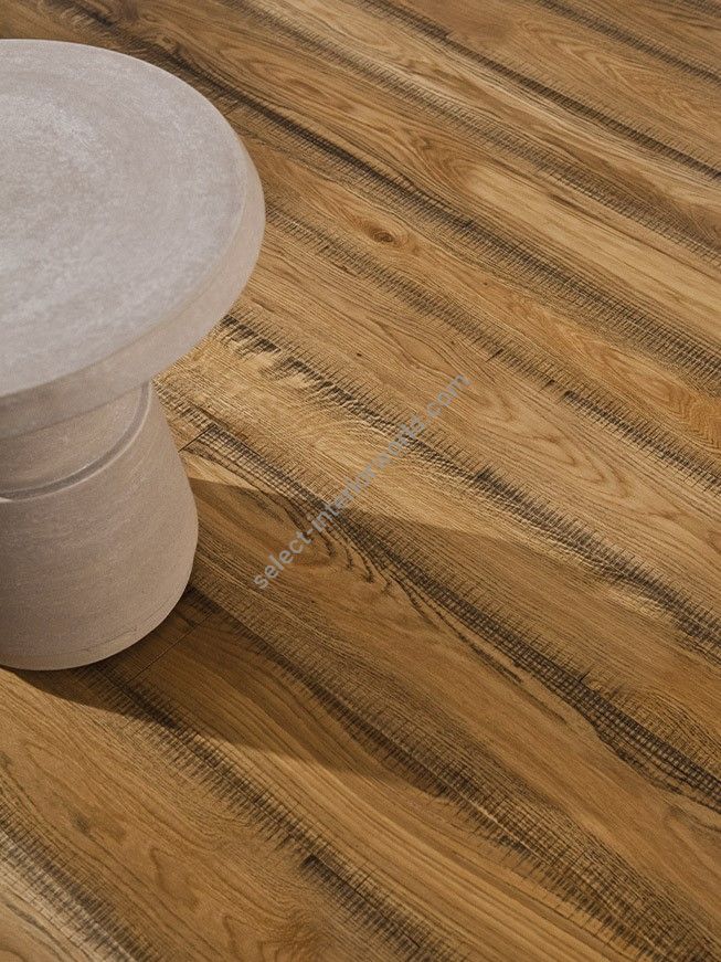 Berti / Diesel Living With Berti / Natural Oak Cut Off