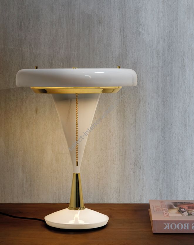 DelightFULL / Table Lamps / Carter