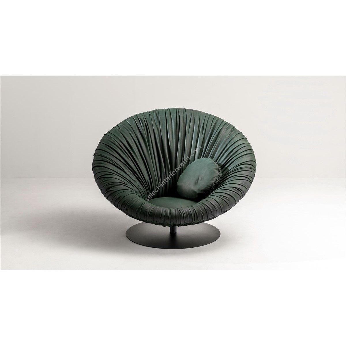 Laurameroni / Ottomans & Armchairs / Drapé Soleil