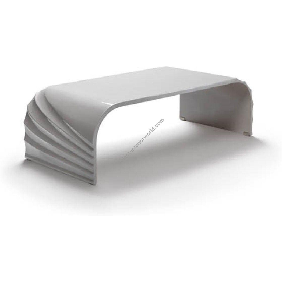 Elledue / Coffee Tables / The Aqvila AT 855