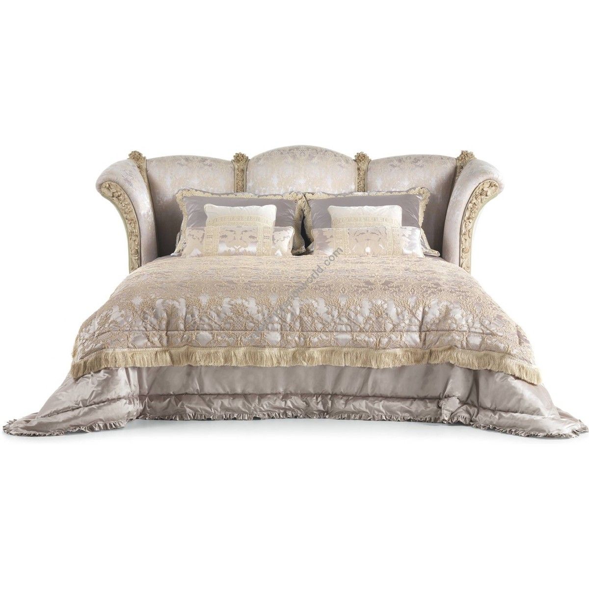 Jumbo Collection / Beds / Elysée Bed