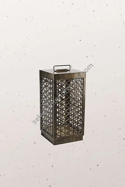 Il Fanale / Outdoor Floor Lamps / Grid 293.02.OO