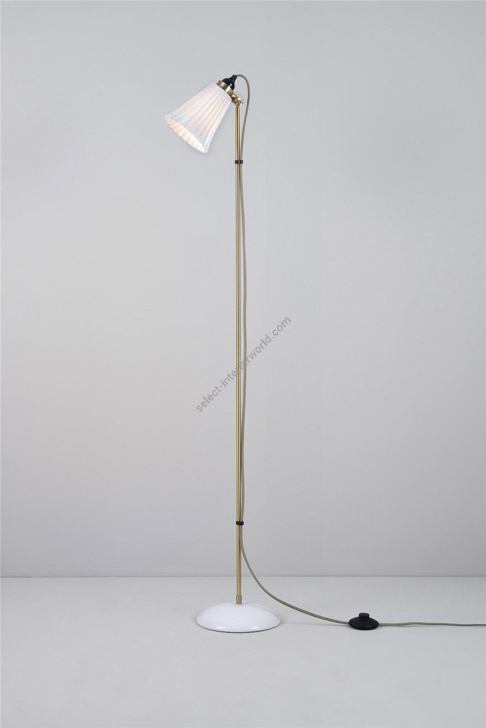 Original BTC / Floor Lamps / Hector Pleat Medium Brass