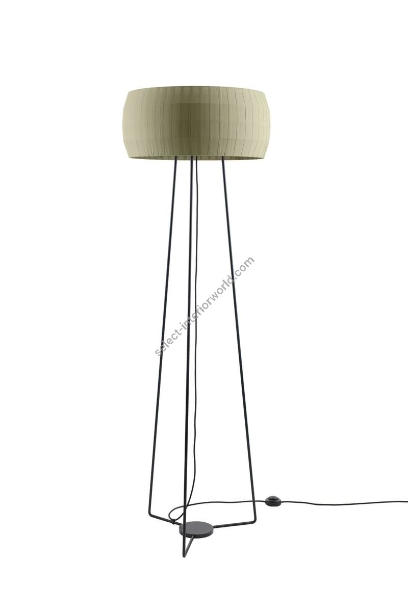 Carpyen / Floor Lamps / Isamu