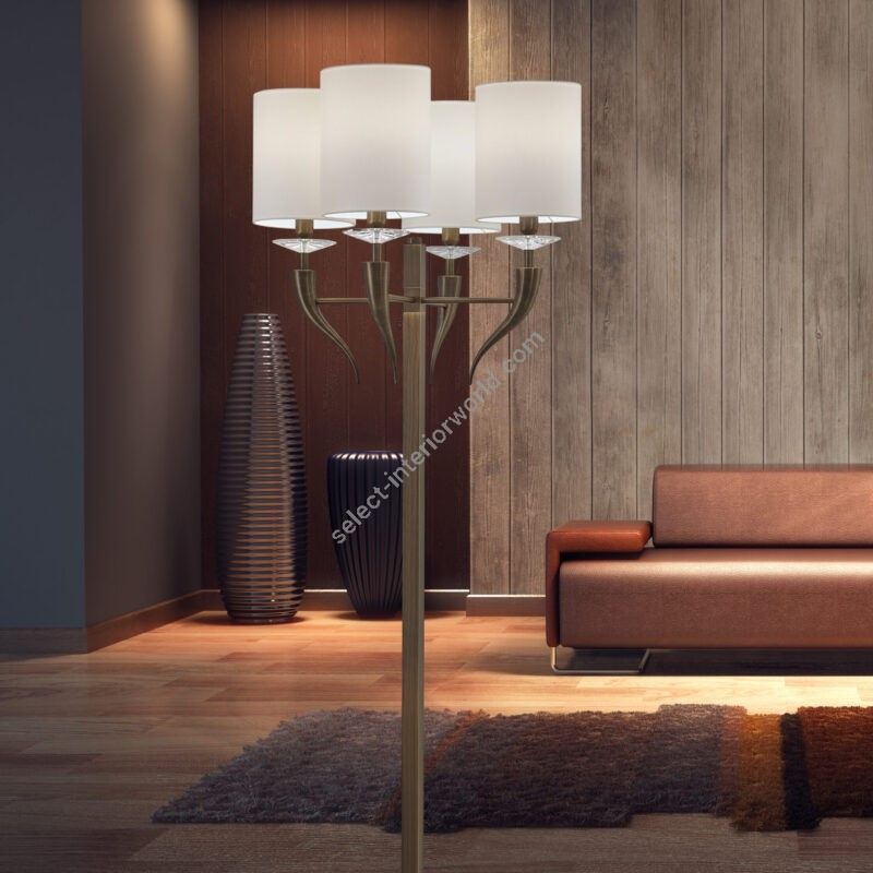 ILFARI / Floor Lamps / Loving Arms F4