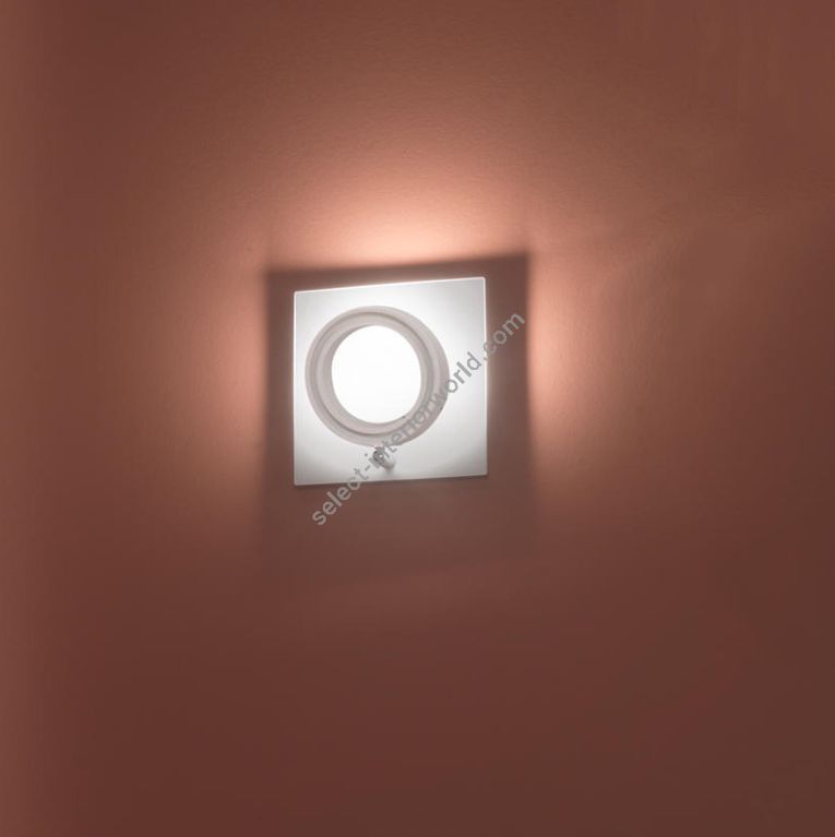 Zava / Meta / Square Wall Lamp