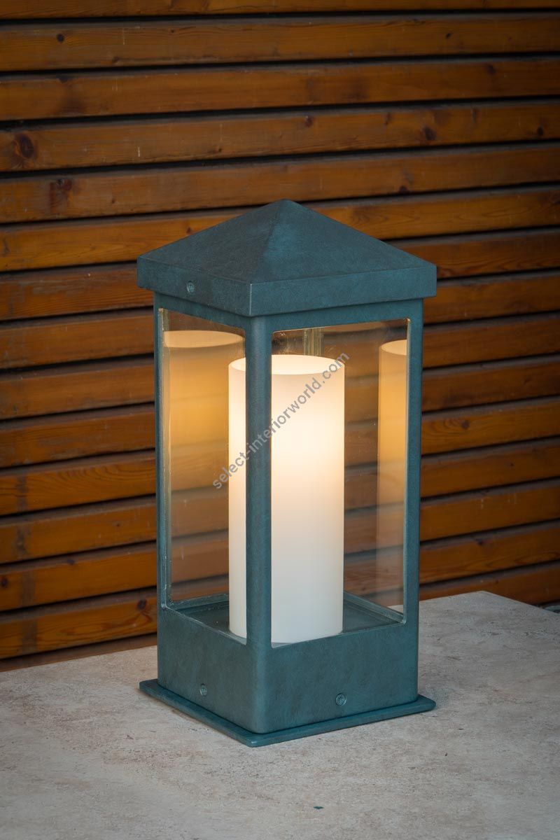 Robers / Outdoor Pedestal Lights / AL6980