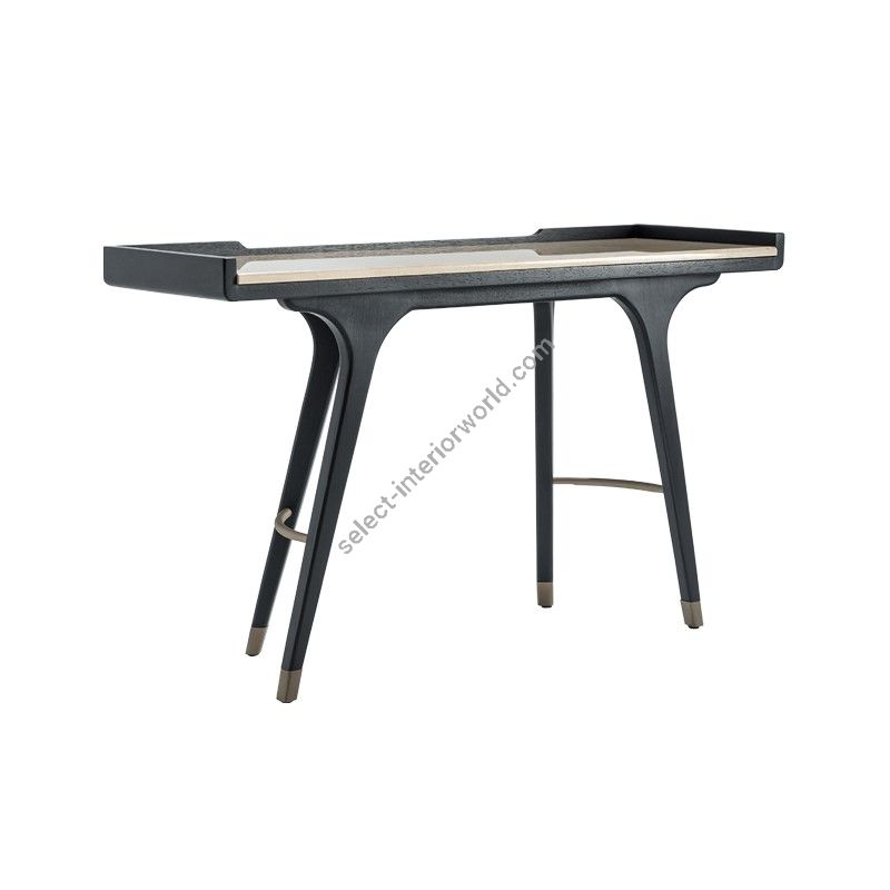 Adriana Hoyos / Consoles / Ten 101