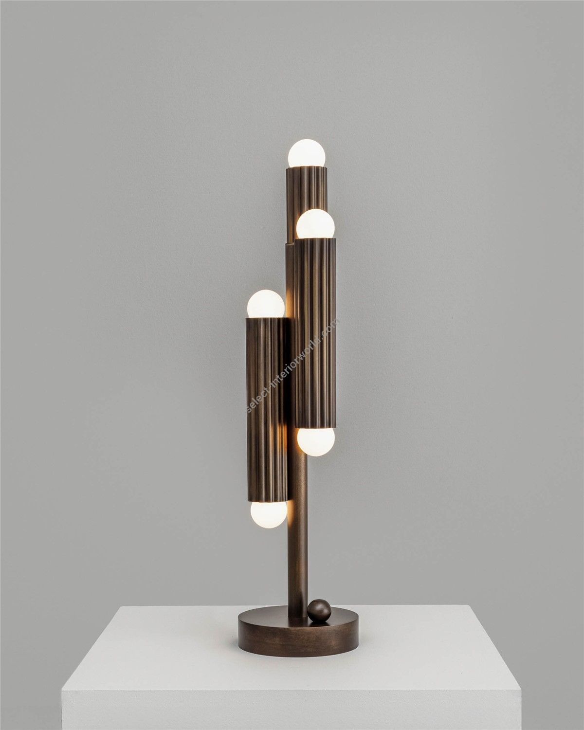 Schwung design / Table Lamps / Vesta Table