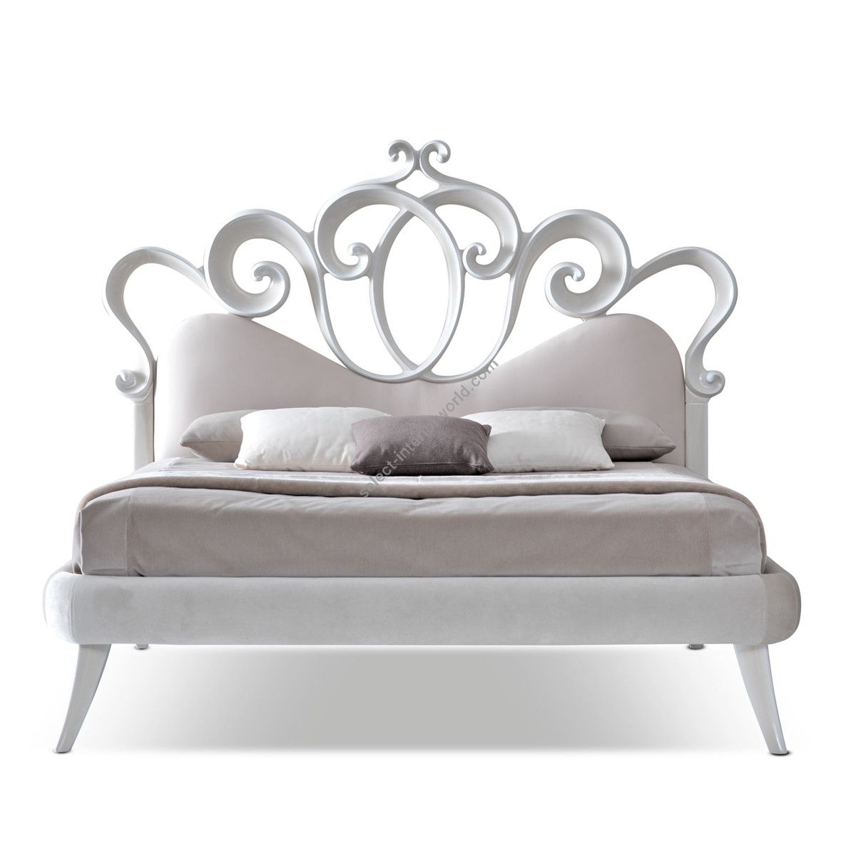 Corte Zari / Panel Beds / Sofia