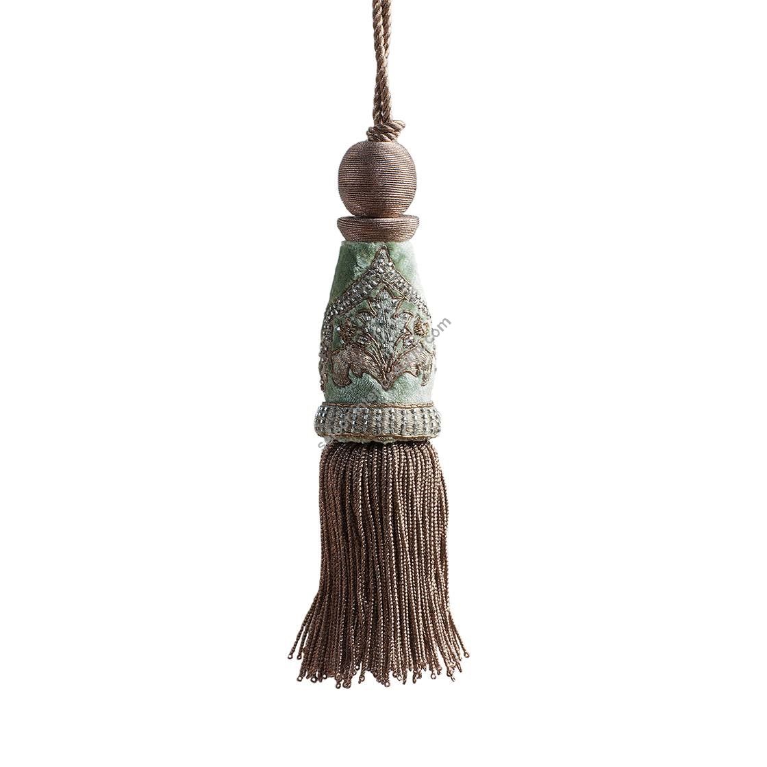 Beaumont & Fletcher / Rings and brushes / Claudia Key Tassel