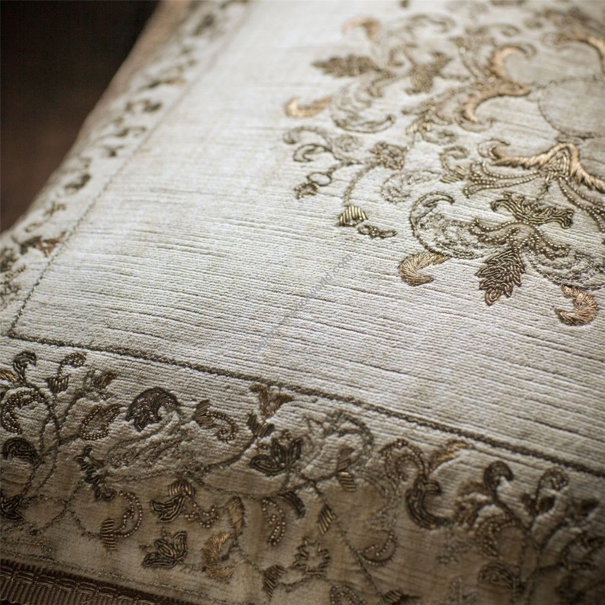 Beaumont & Fletcher / Pillows / Felicia