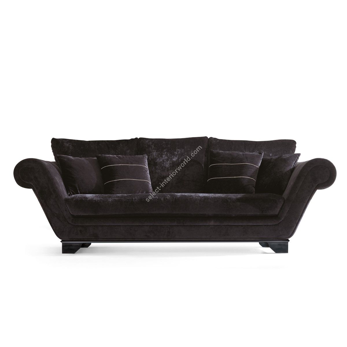 Corte Zari / Sofas / Hugò