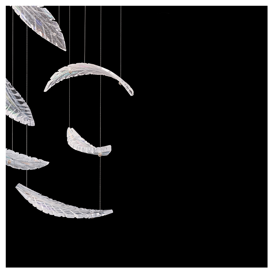 Elevate 18″ 895640-111 Silver / Dichroic “Plumes”