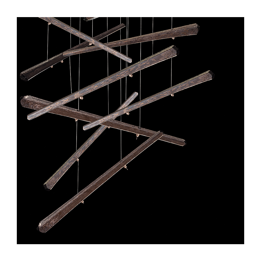 Elevate 23″ 895640-251 Gold / Meteorite Spires